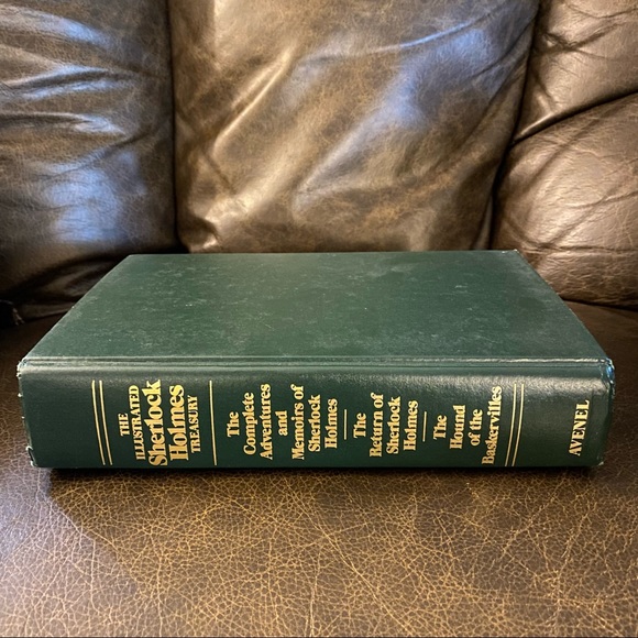 The Illustrated SHERLOCK HOLMES Treasury Hardcover Book by Arthur Conan Doyle - Picture 10 of 13